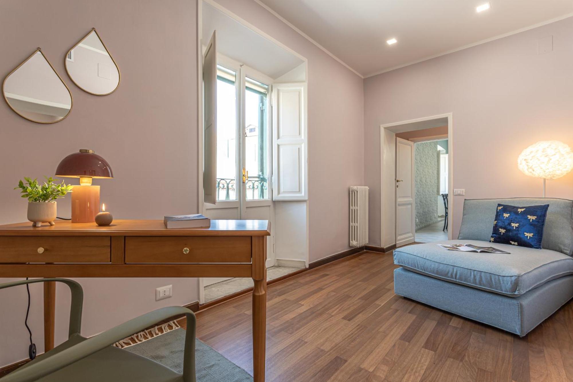 Gabrielle - Charming In Trastevere Apartment